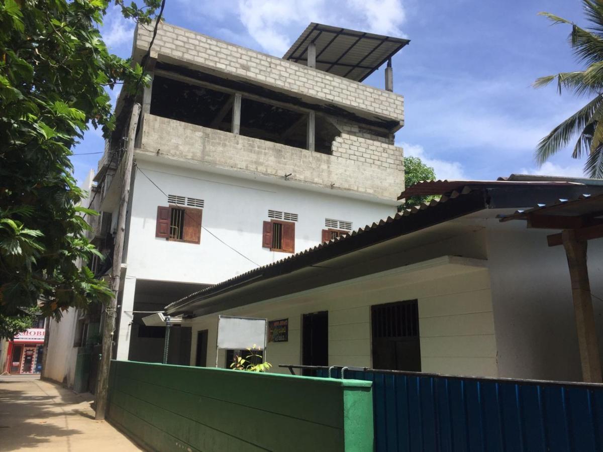 Hotel Mum&Dad House Dikwella Sur Exterior foto